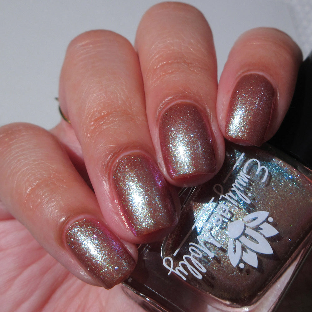 Dirty Mirror - A dusty blue nail polish with shimmer – EmilydeMolly