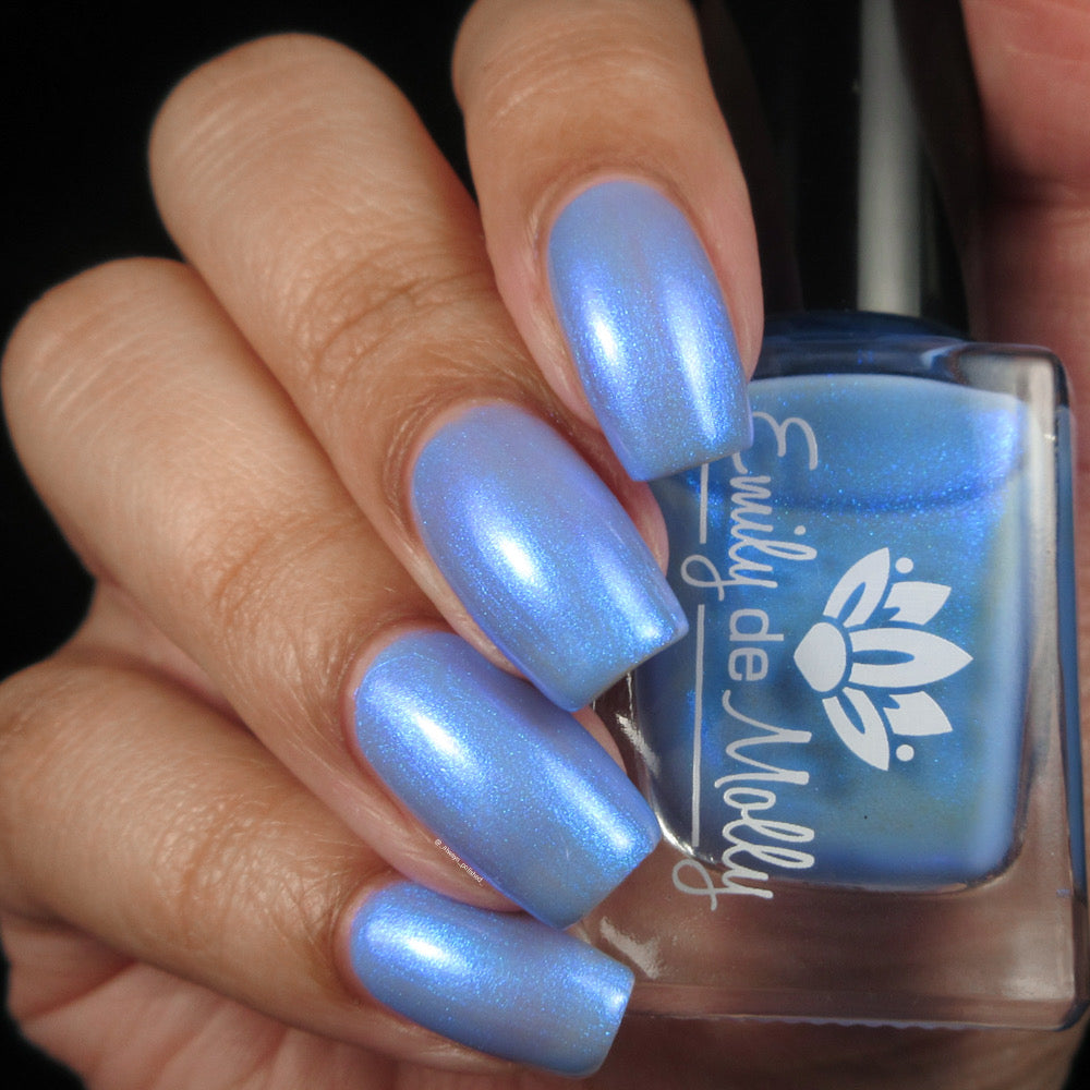 Switch Pages light blue shimmer nail polish – EmilydeMolly