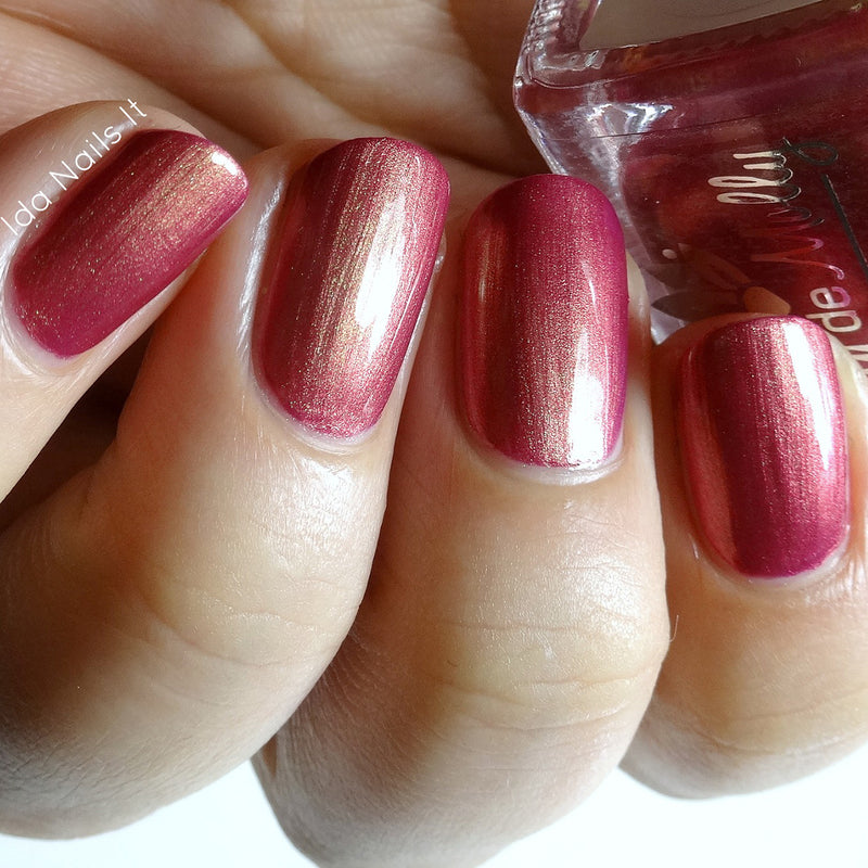 Looks Can Kill - PREORDER