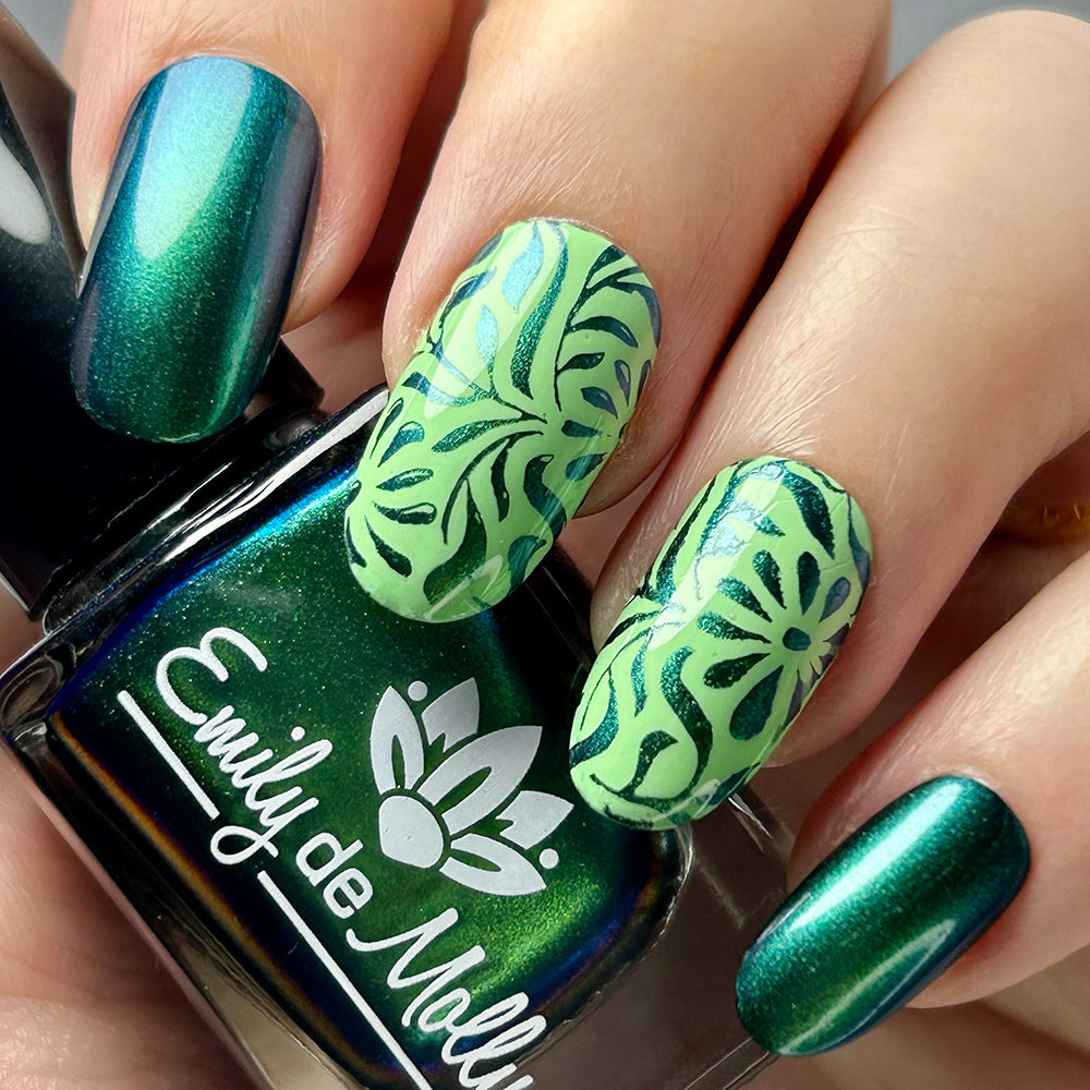 Green / Blue – duochrome stamping polish – LIMITED