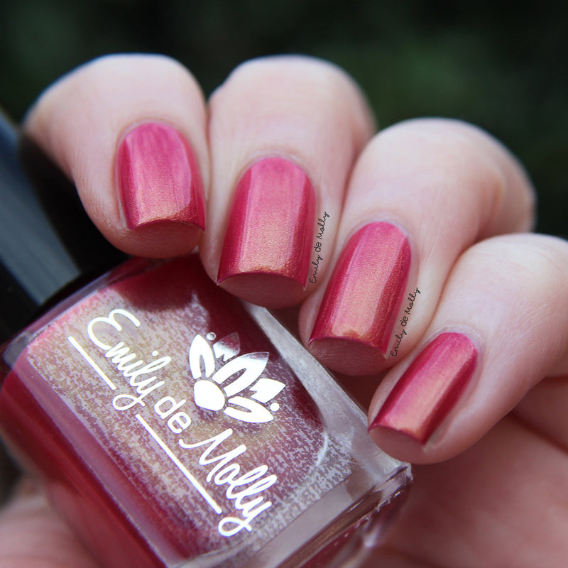 Looks Can Kill - PREORDER