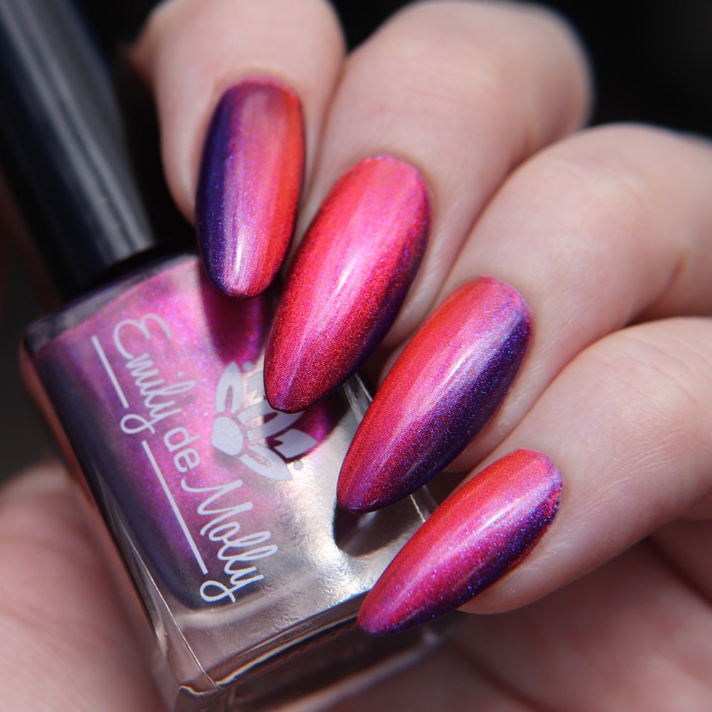 Sunset Over The Bay - A red pink orange magnetic nail polish