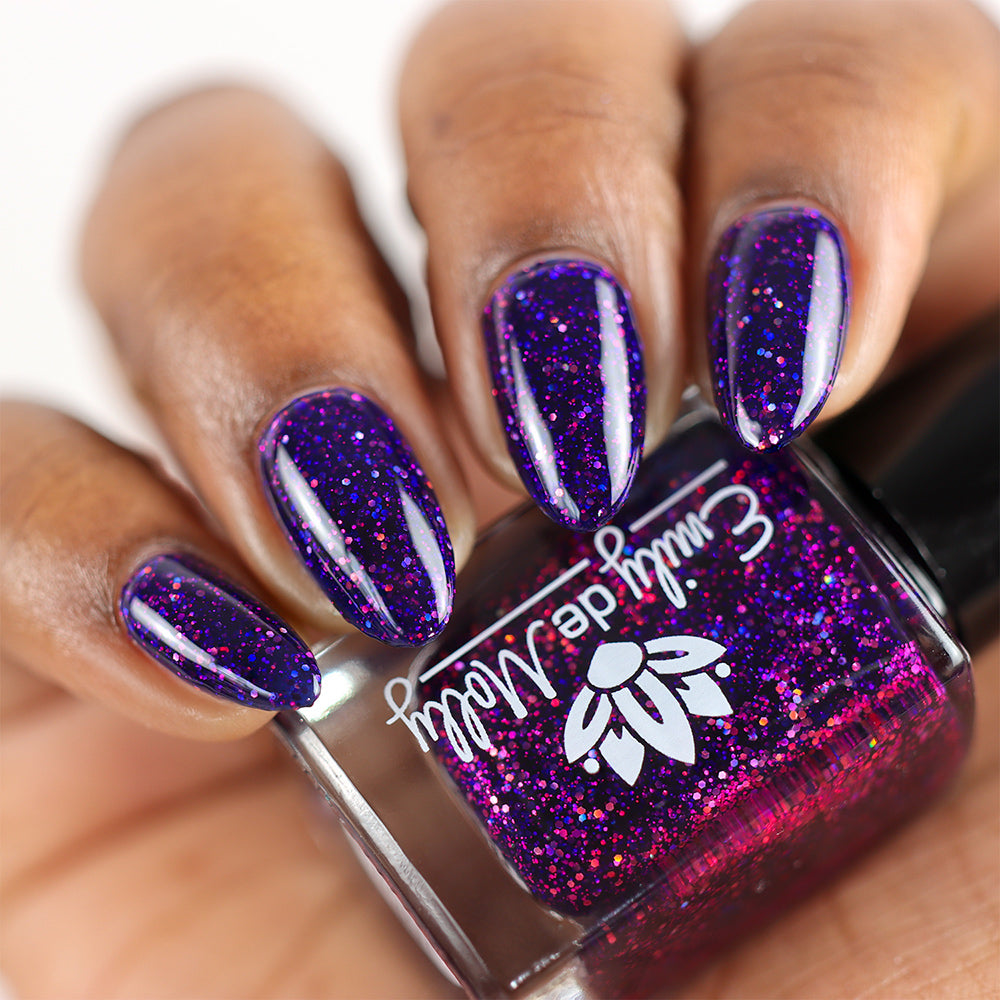 Dirty Mirror - A dusty blue nail polish with shimmer – EmilydeMolly
