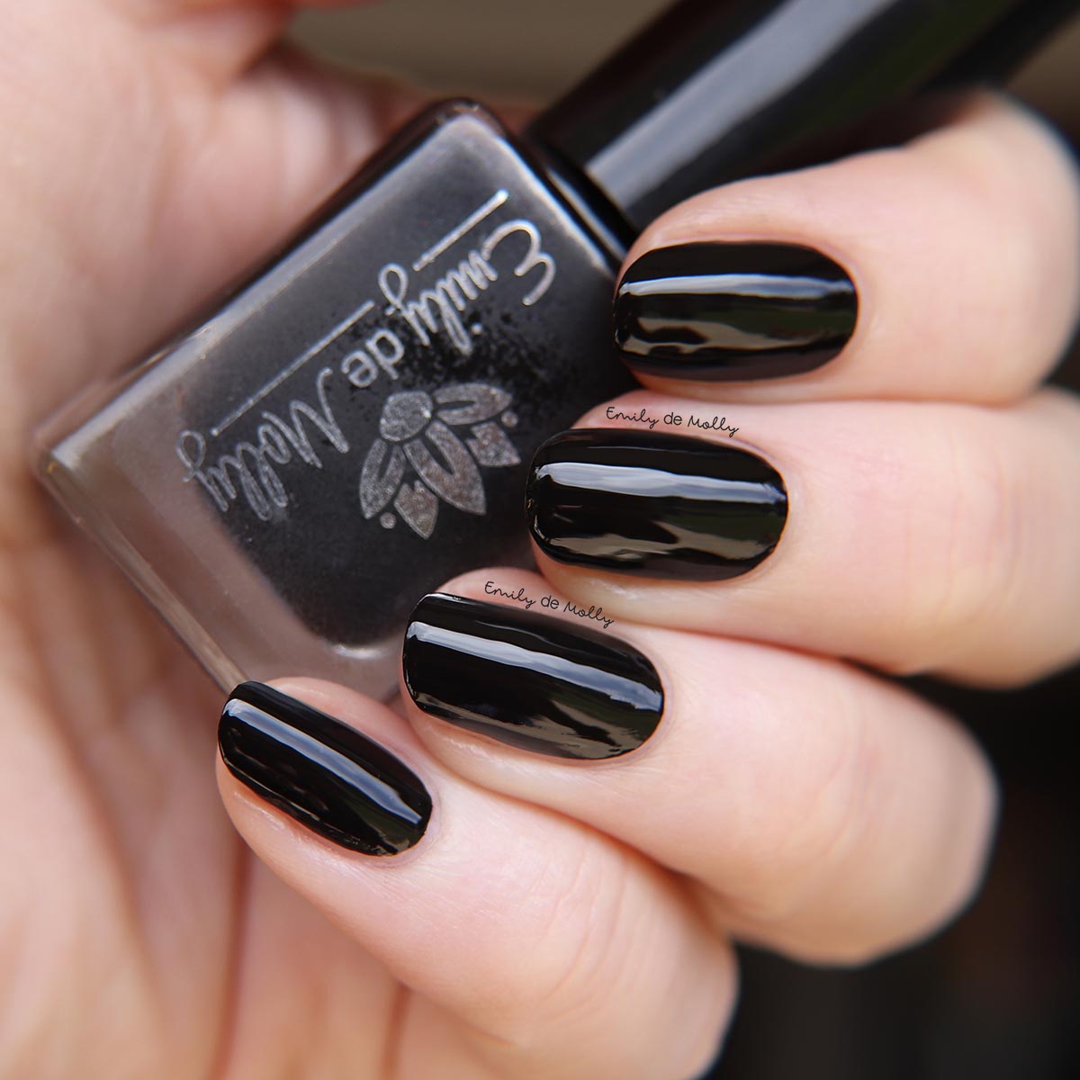 PEEL OFF NAIL POLISH - BLACK & WHITE EDITION, Beauty & Personal Care, Hands  & Nails on Carousell
